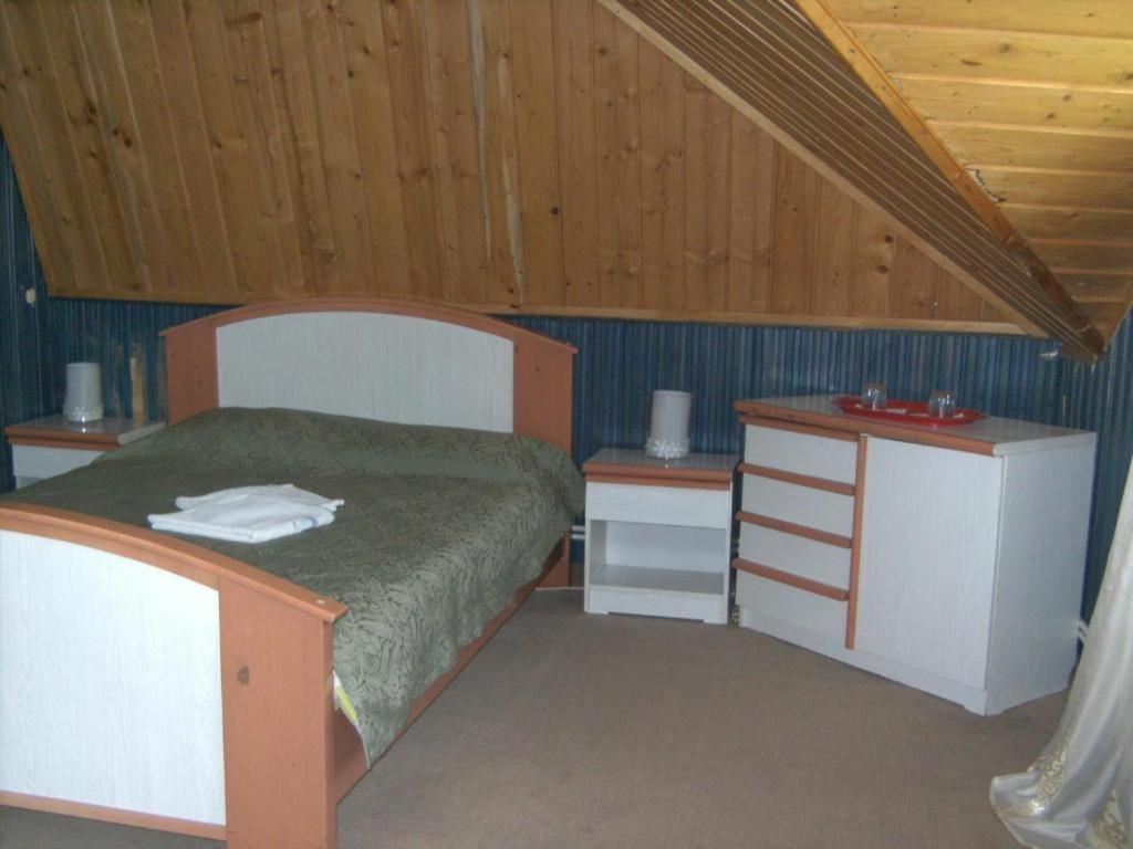 Barlogul Ursilor Lepsa Hotel ภายนอก รูปภาพ